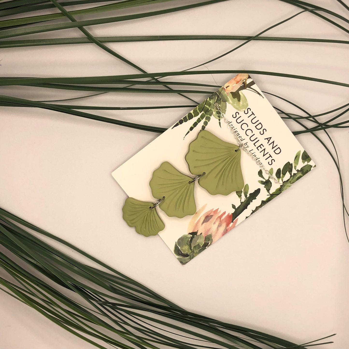 Ginkgo Leaf Necklace (Spring)