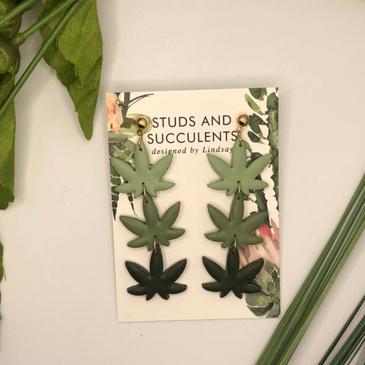Strains Cannabis Leaf Dangles